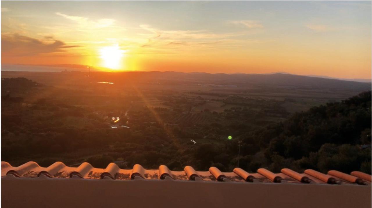 Apartament La Terrazza Di Re Scarlino Zewnętrze zdjęcie